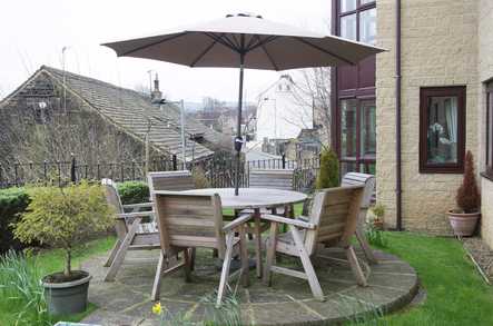 Crossley House Care Home Bradford  - 5