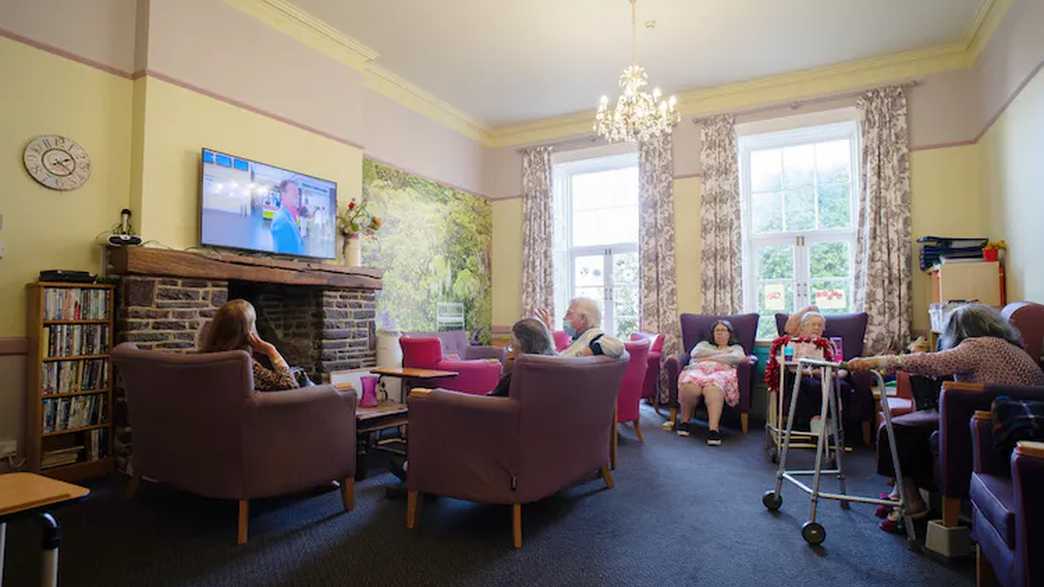 Crossley House Care Home Bristol activities-carousel - 2