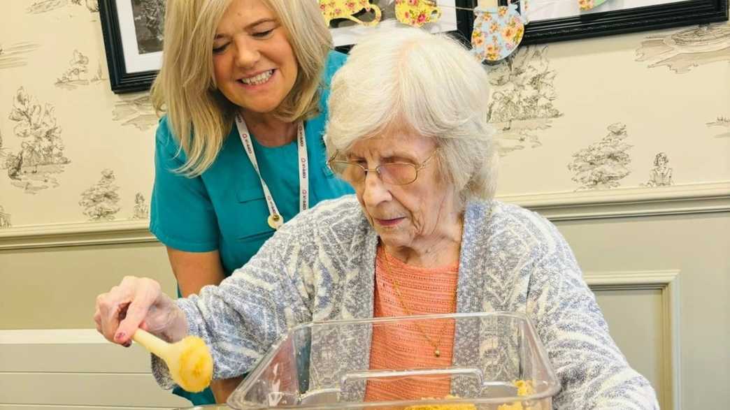Cuttlebrook Hall Care Home Thame activities-carousel - 31