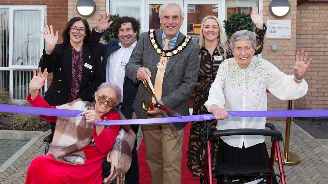 Cuttlebrook Hall Care Home Thame activities-carousel - 2