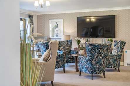 Crystal Court Care Home Care Home Harrogate  - 4