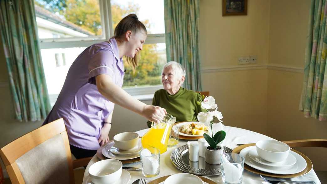 Longmead Court Care Home Braintree meals-carousel - 1