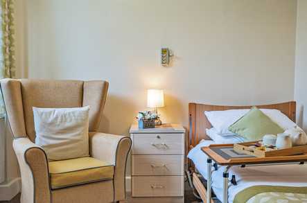 Kingland House Residential Home Care Home Poole  - 5