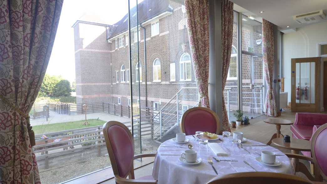 Dane View Care Home With Nursing Care Home Leicester meals-carousel - 2