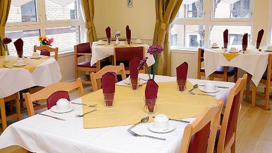 Deanfield Care Home Care Home Glasgow meals-carousel - 1