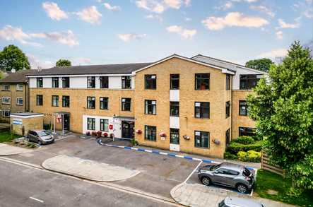 Dell Field Court Care Home London  - 5