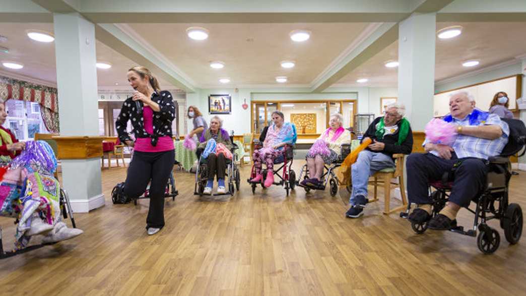 Derwent Lodge Care Home Billingshurst activities-carousel - 1