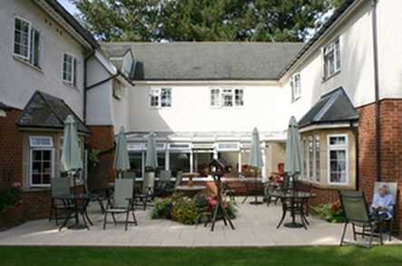 Devon Lodge Residential Home Care Home Milton Keynes  - 1