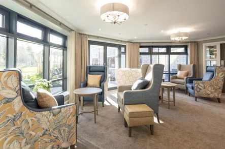 Estuary Gardens Care Home Deeside  - 4