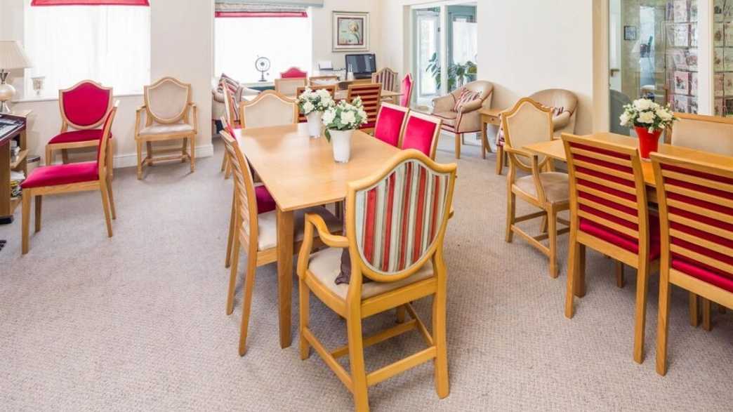Catherine Court Retirement Living Eastleigh lifestyle-carousel - 1