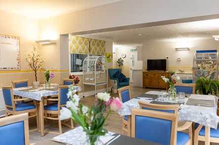 The Knoll Nursing Home Care Home Yeovil  - 5