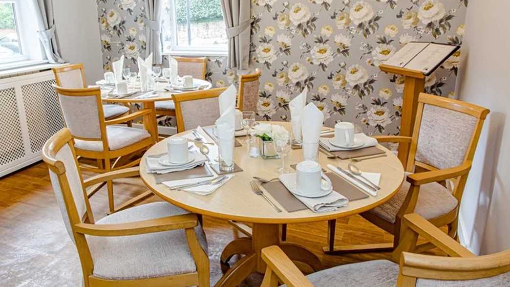 Victoria Park (Coventry) Care Home Coventry meals-carousel - 1
