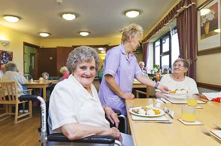 Bradwell Hall Nursing Home Care Home Newcastle Under Lyme  - 2