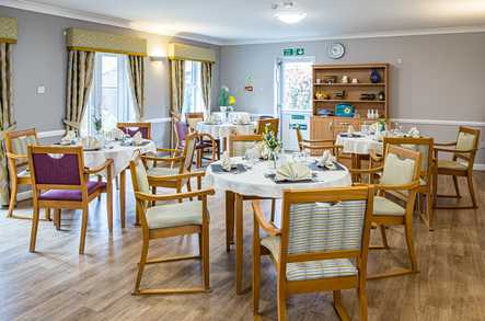 Avon Court Care Home Care Home Chippenham  - 3