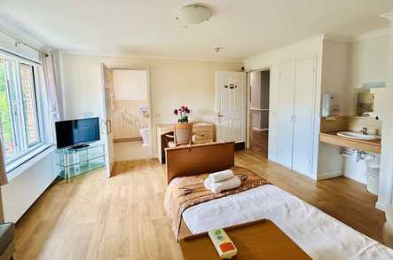 Highclere Care Home Care Home Milton Keynes  - 3