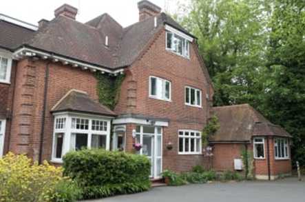 Downsvale Nursing Home Care Home Dorking  - 1