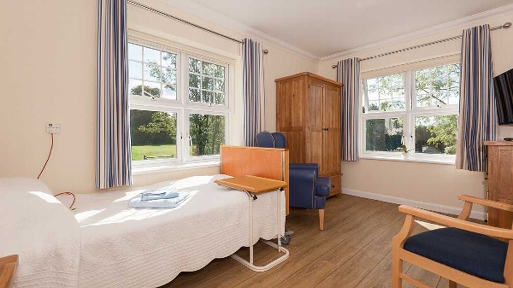 Eastridge Manor Dementia Specialist Nursing and Residential Home Care Home Haywards Heath accommodation-carousel - 2