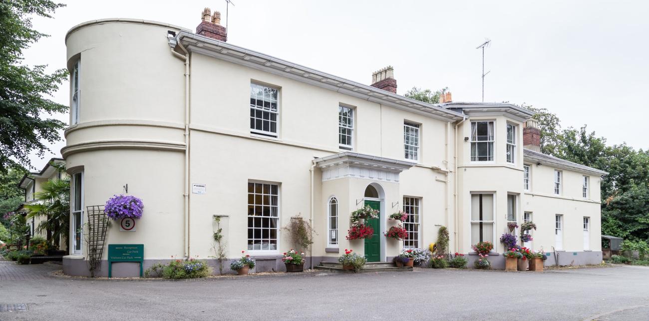 edgbaston-beaumont-care-home-birmingham-b15-2nx