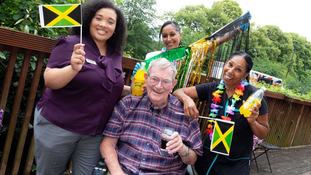 Edgbaston Manor Care Home Birmingham activities-carousel - 4