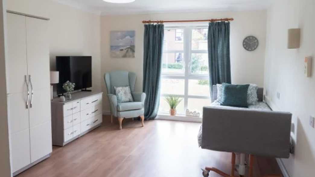 Elderslie Care Home Care Home Paisley accommodation-carousel - 2