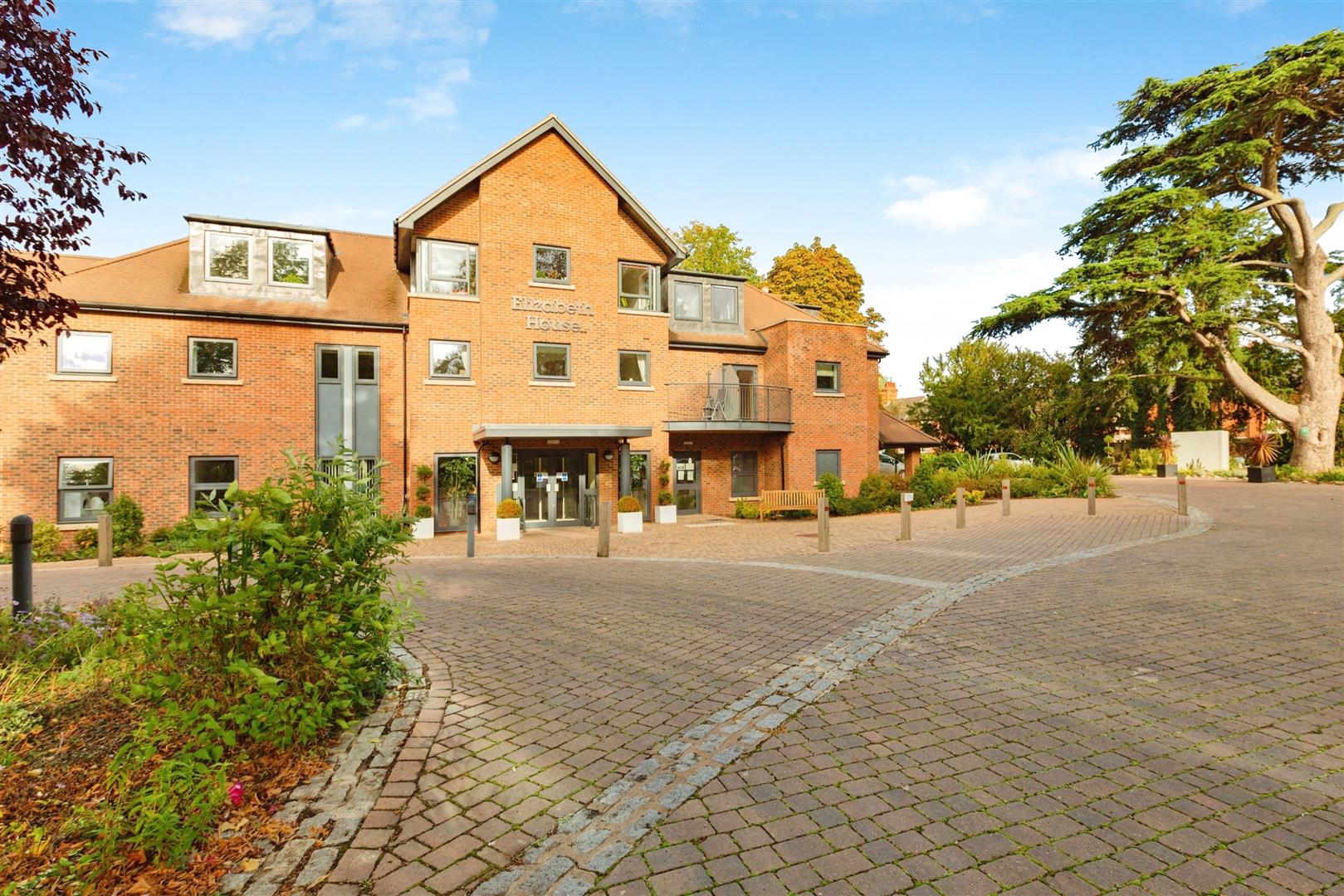 Elizabeth House Retirement Living Stony Stratford, MK11 1HT