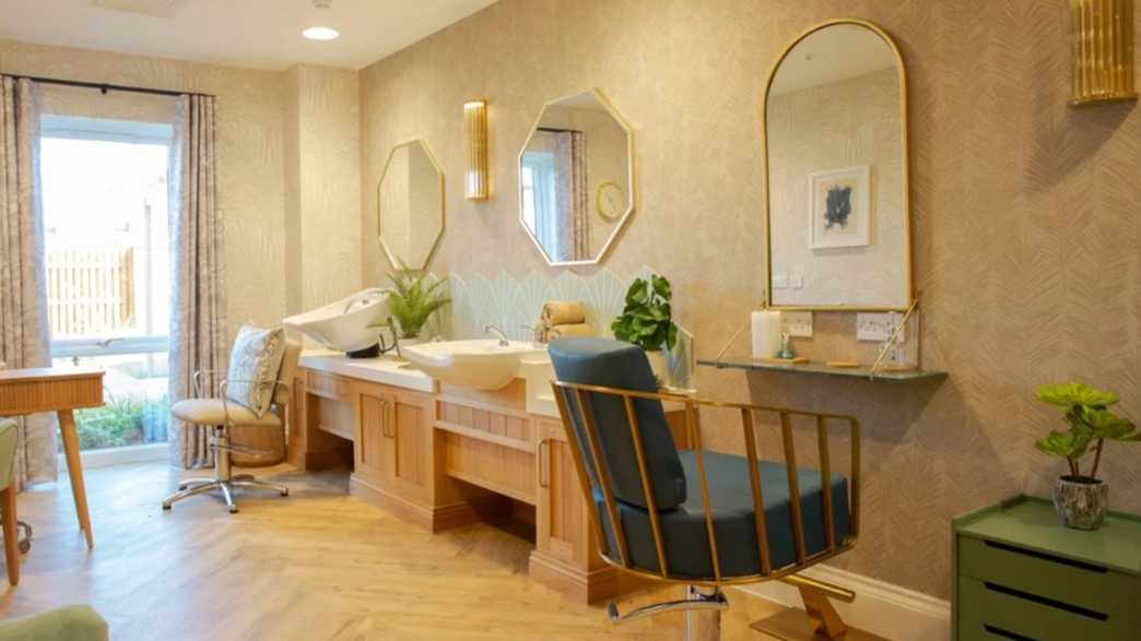 Elm View Care Home Care Home Bishop's Stortford buildings-carousel - 8