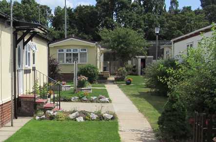 Elstree Park Retirement Living Borehamwood  - 1