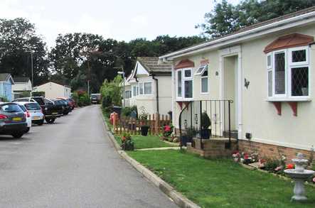 Elstree Park Retirement Living Borehamwood  - 3