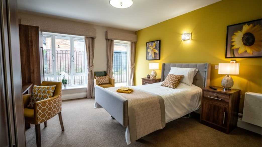 Eve Belle Care Home Wickford accommodation-carousel - 1