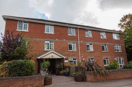 Merrie Loots Farm Residential Home Care Home Linford  - 1