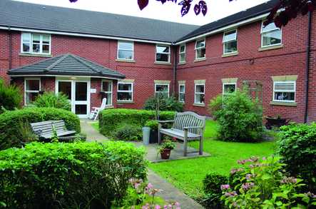 Appleton Manor Care Home Manchester  - 5