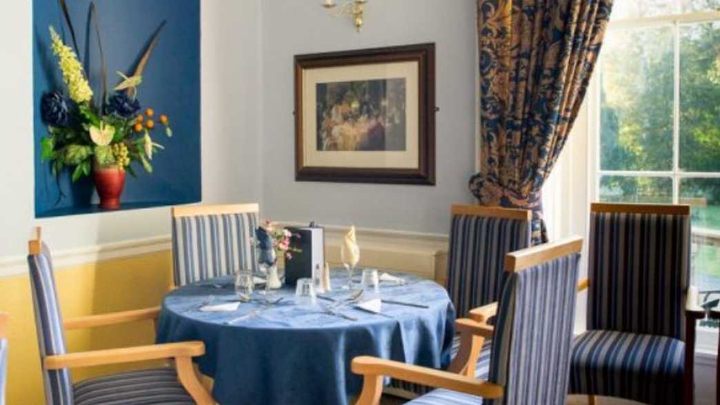 Ford Place Nursing Home Care Home Thetford meals-carousel - 1