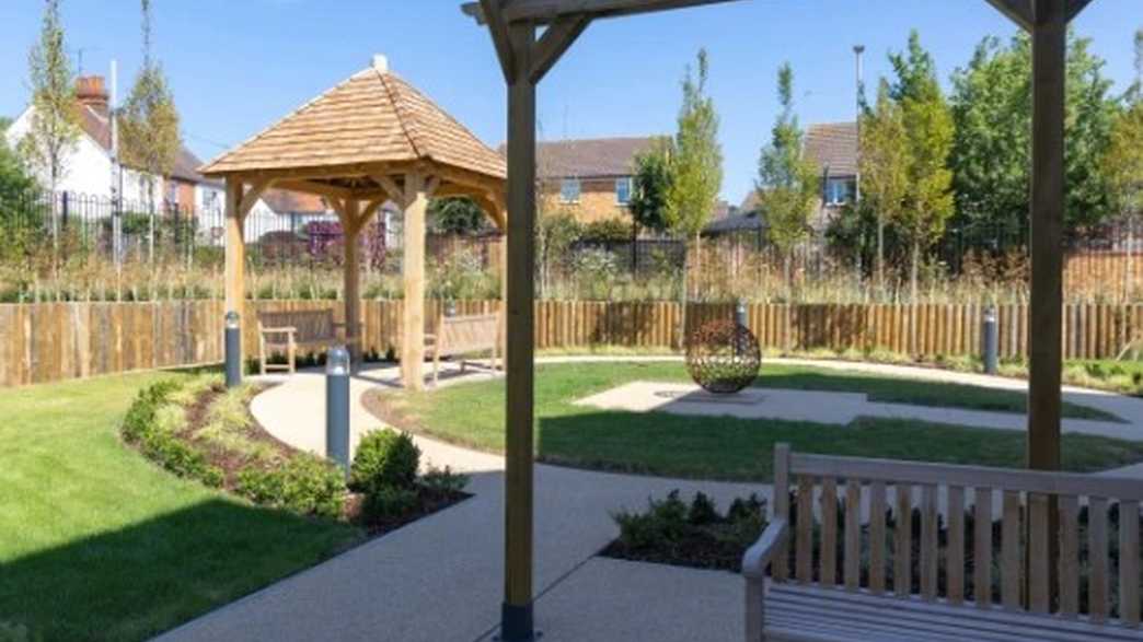 Farley Gardens Care Home Bracknell buildings-carousel - 3