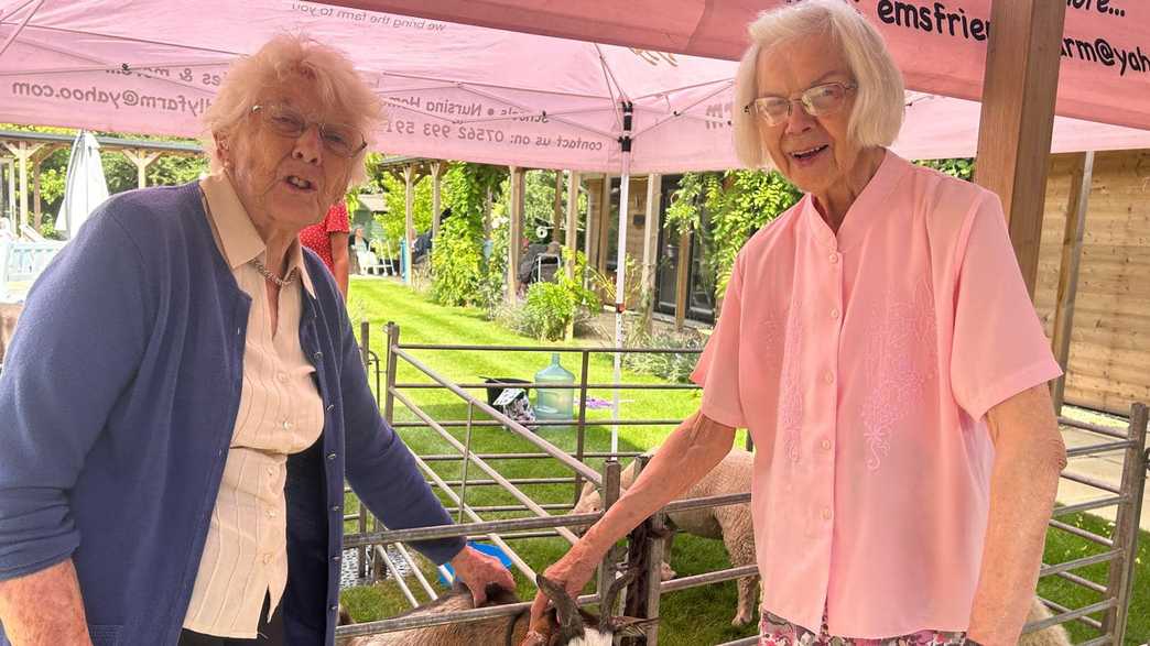 Prinsted Care Home Care Home Near Emsworth activities-carousel - 3