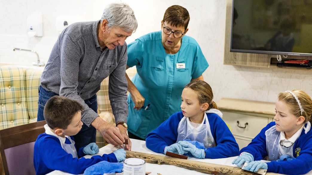 Ferndown Manor Care Home Ferndown activities-carousel - 9