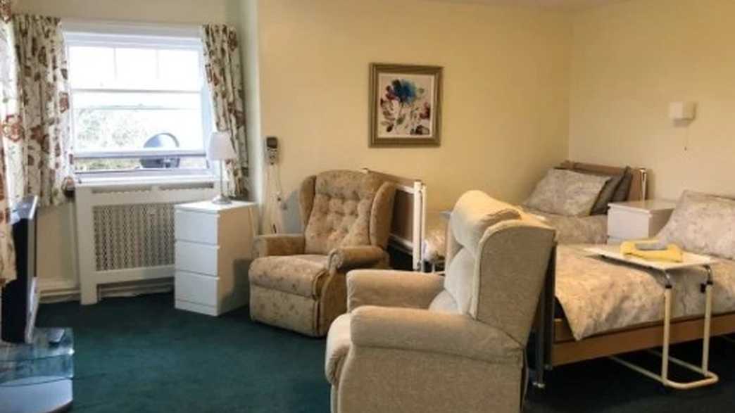 North Ferriby Nursing Home Care Home North Ferriby buildings-carousel - 4