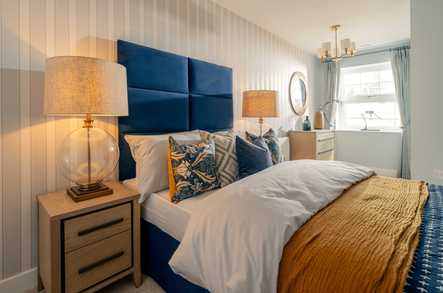 2 Bedroom Apartment image 4