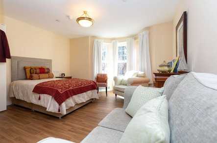 Foxland Grange Care Home Wolverhampton  - 3