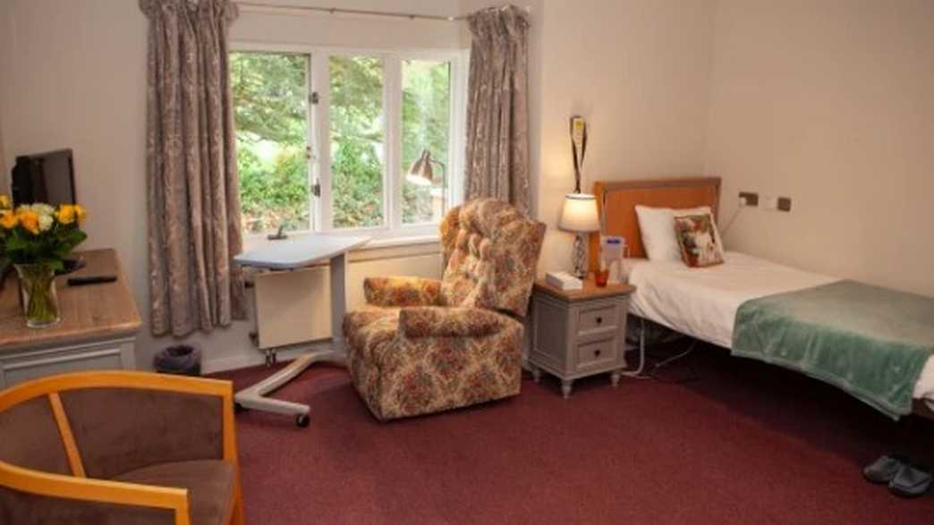 Abbeyfield Friars Mead Care Home Kings Langley accommodation-carousel - 3