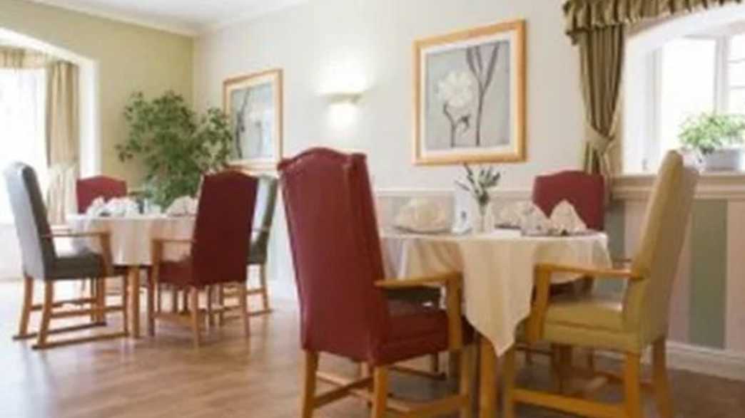 Green Gates Care Home Care Home Oxford buildings-carousel - 1