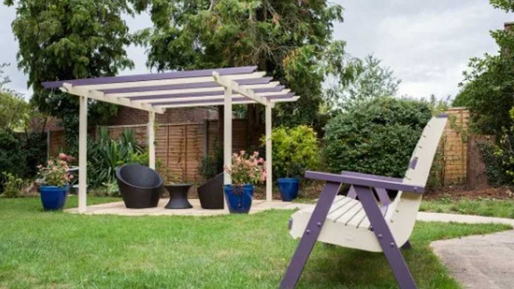 Green Gates Care Home Care Home Oxford activities-carousel - 2
