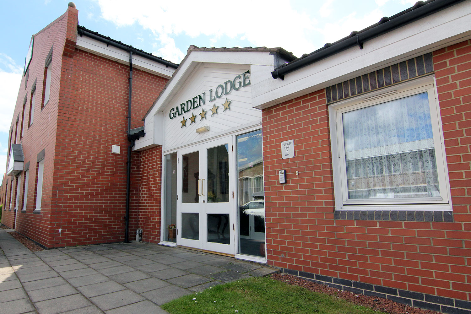 Garden Lodge Care Home Care Home Newcastle Upon Tyne, NE6 4EN
