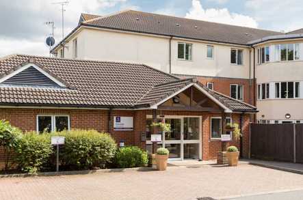 Glendale Care Home Walton On Thames  - 1