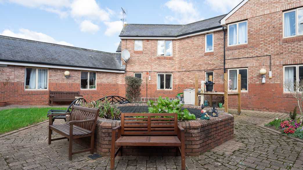 Greenhill Residential Care Home Care Home Newton Abbot buildings-carousel - 1
