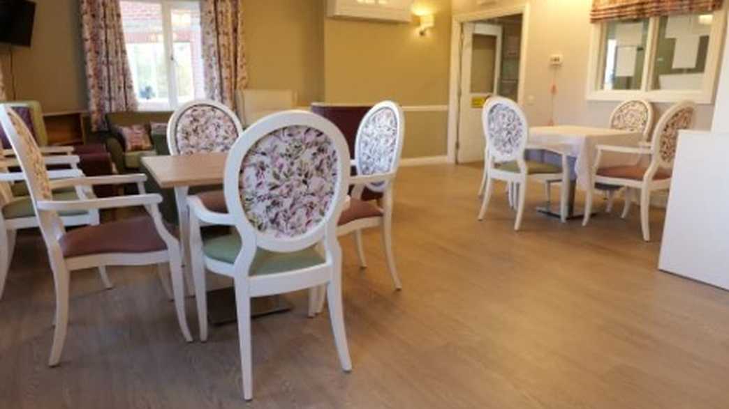 Greenhill Care Home Bromley buildings-carousel - 1