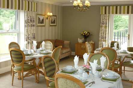 Grove Park Care Home Care Home Leeds  - 3