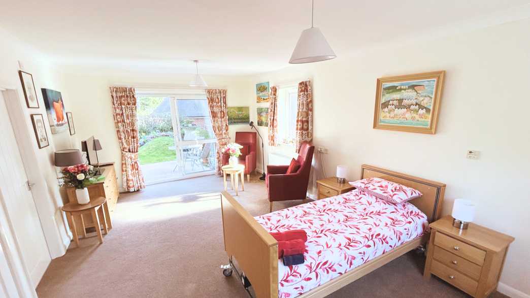 Hill Brow Residential Care Home Care Home Farnham accommodation-carousel - 1
