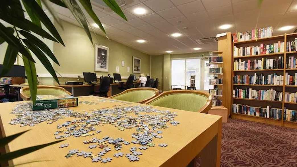 Hagley Road Retirement Living Edgbaston lifestyle-carousel - 2