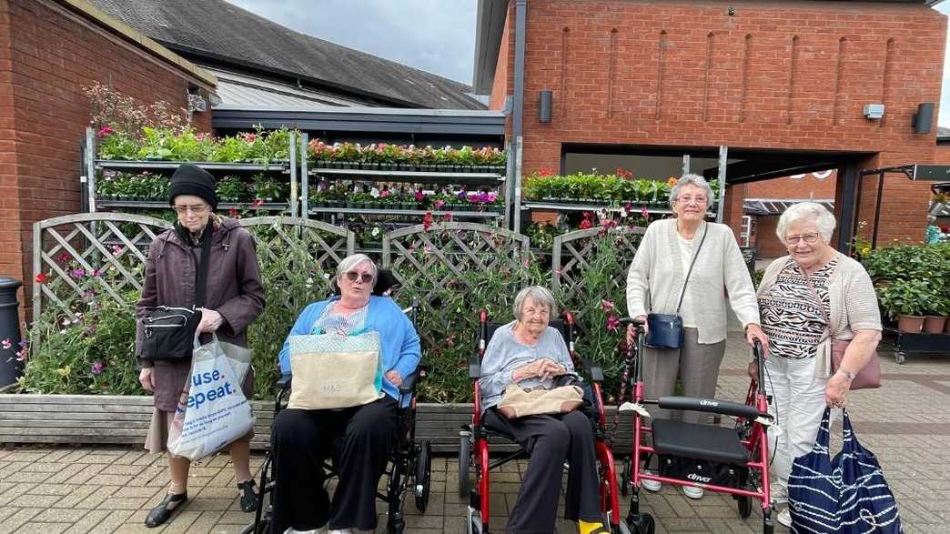 Halecroft Grange Care Home Altrincham activities-carousel - 7