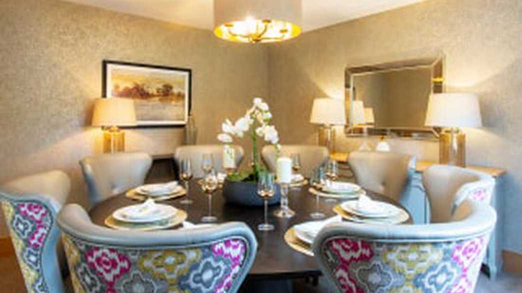 Haling Park Care Home Care Home South Croydon meals-carousel - 3
